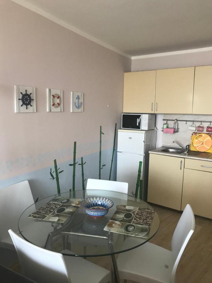 Great Choice Apartment 체르노모레츠 외부 사진